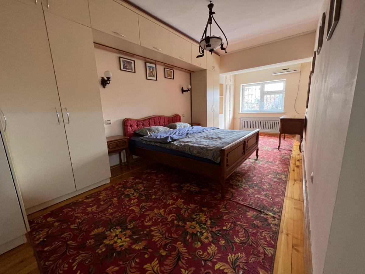 3-Bedroom Apartment on Ohunboboev Tasjkent Buitenkant foto