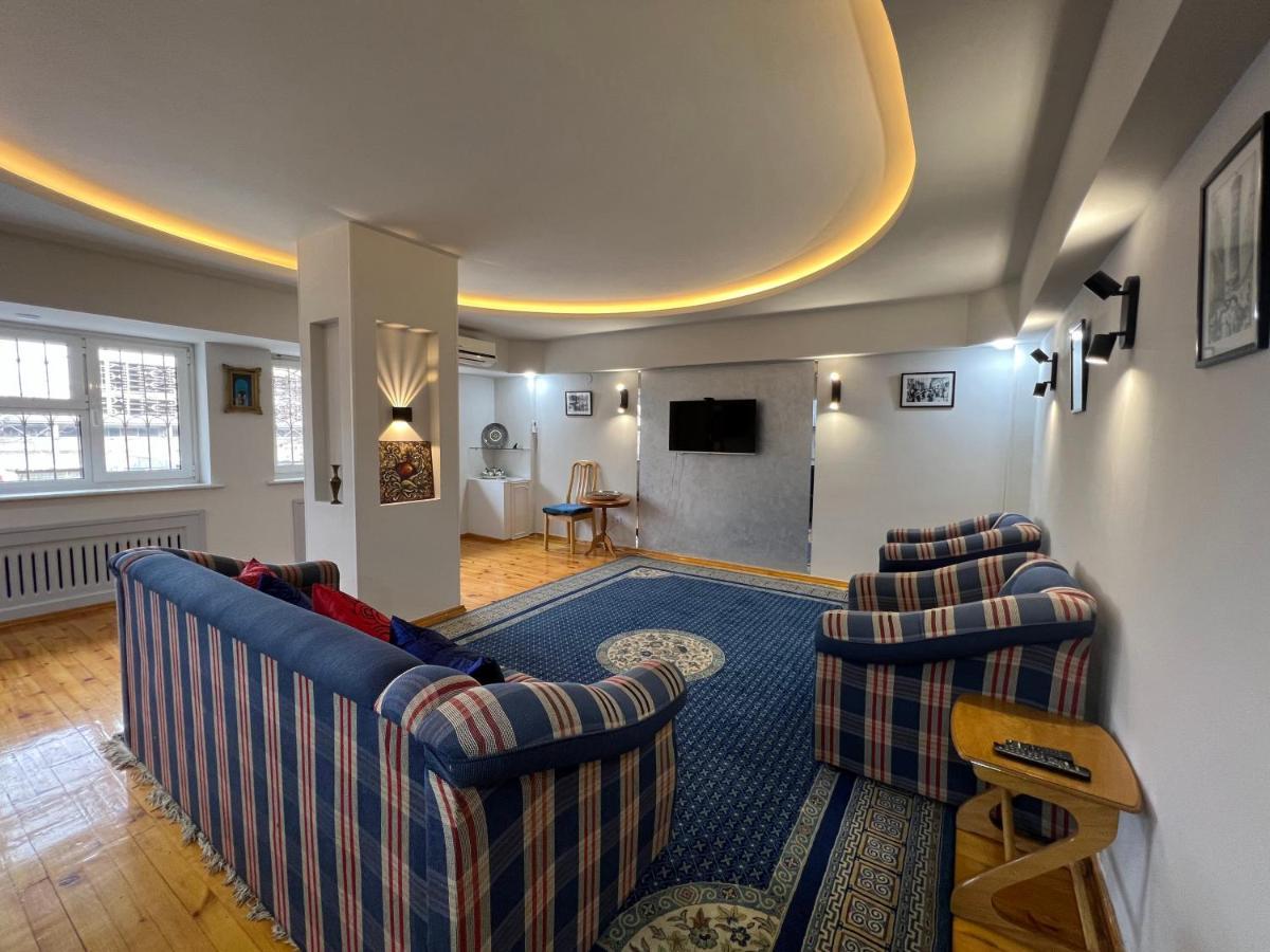 3-Bedroom Apartment on Ohunboboev Tasjkent Buitenkant foto