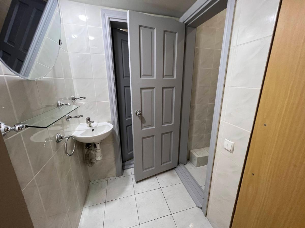 3-Bedroom Apartment on Ohunboboev Tasjkent Buitenkant foto