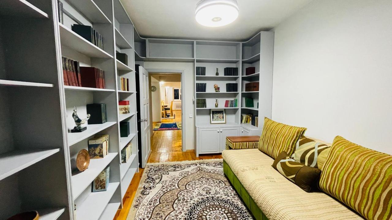 3-Bedroom Apartment on Ohunboboev Tasjkent Buitenkant foto