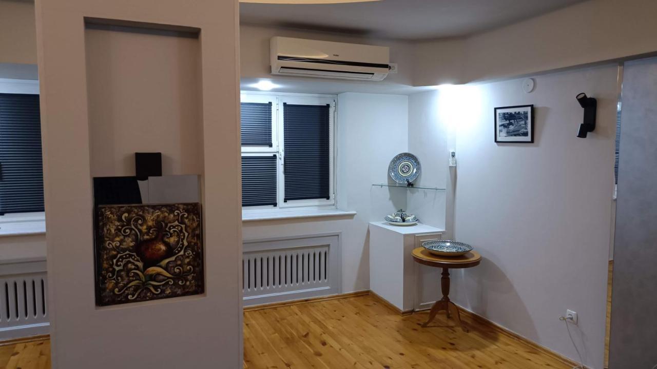 3-Bedroom Apartment on Ohunboboev Tasjkent Buitenkant foto
