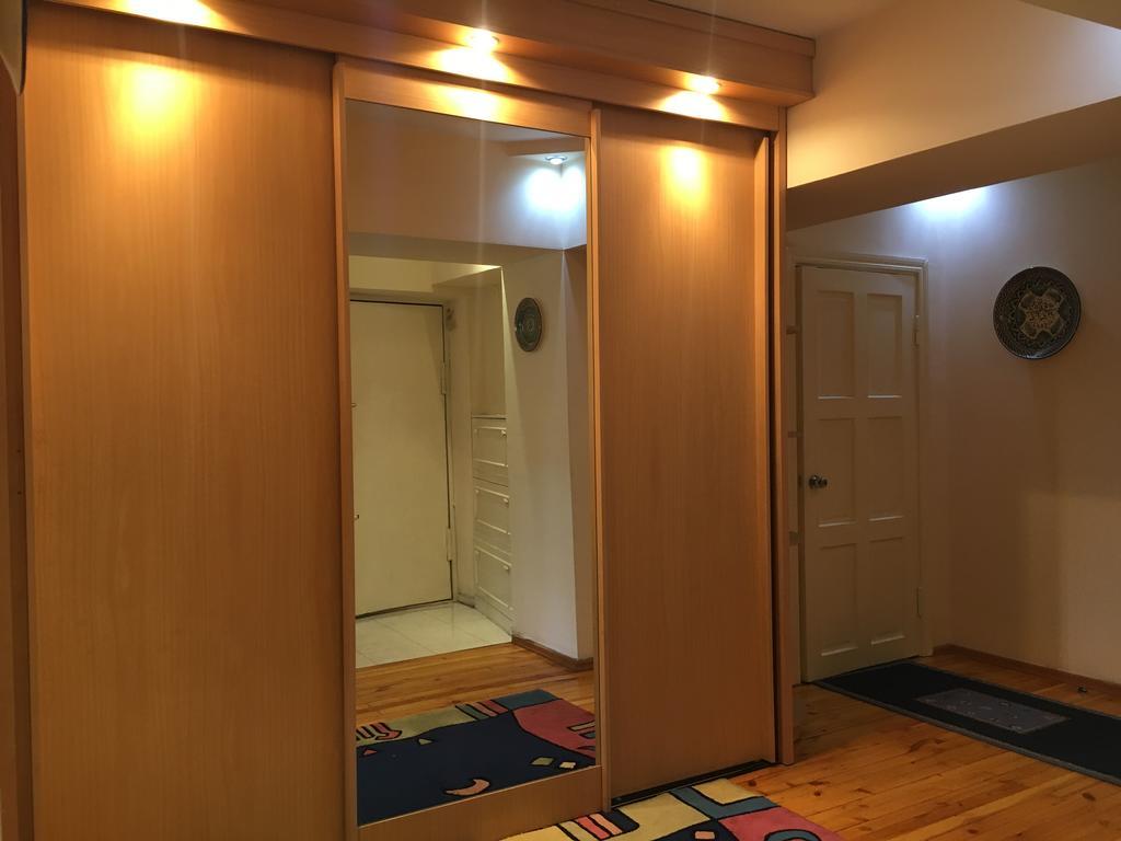 3-Bedroom Apartment on Ohunboboev Tasjkent Buitenkant foto
